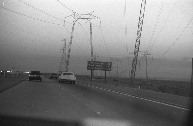 Illustration for article titled Murilee's Interstate 5 Road Trip Photos Of The Late 1980s